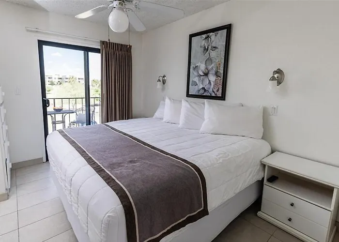 236 Fully Furnished 1br Suite-outdoor Pool Apartament *