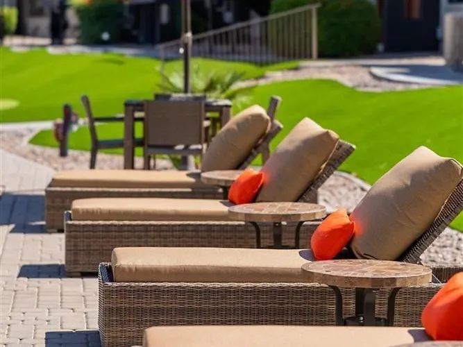 236 Fully Furnished 1br Suite-outdoor Pool Apartament Scottsdale